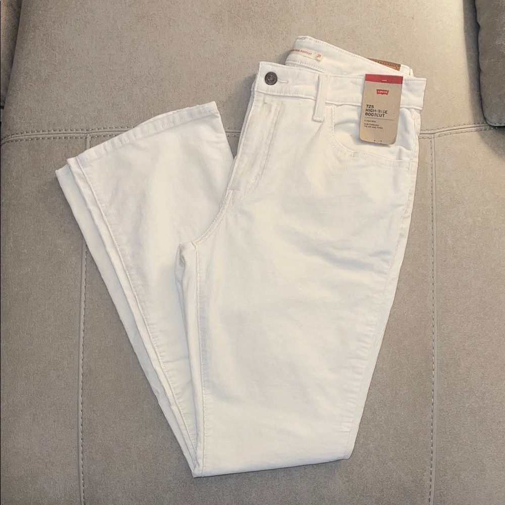 Levi's Women's White Corduroy Jeans